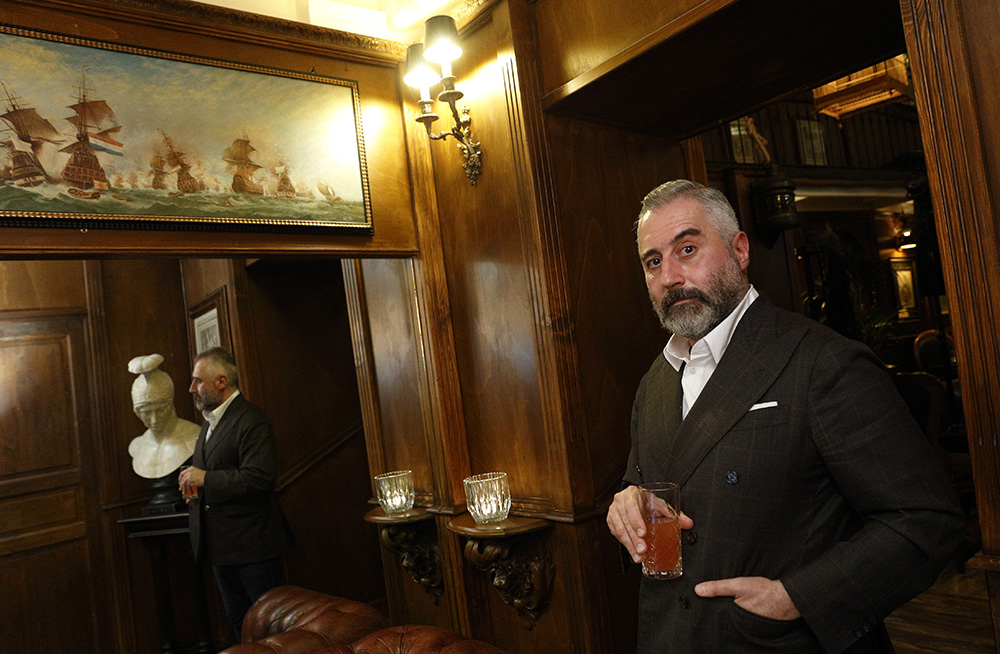 Tradition with a twist: Rome's Wisdomless Club has ancient roots, modern  flair - The Dialog