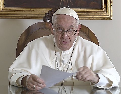Pope advises people to use summer vacation well - The Dialog
