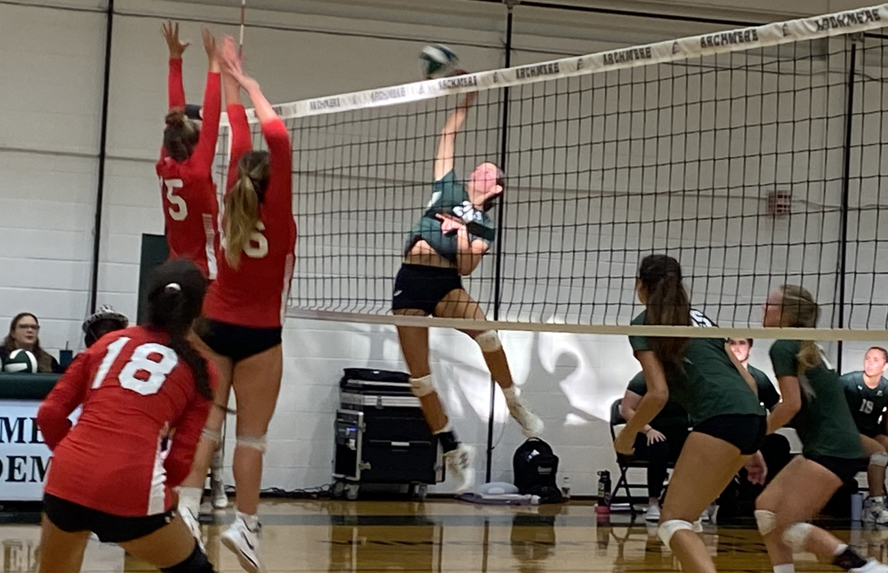 Archmere volleyball delights home crowd with win over Ursuline Photo gallery