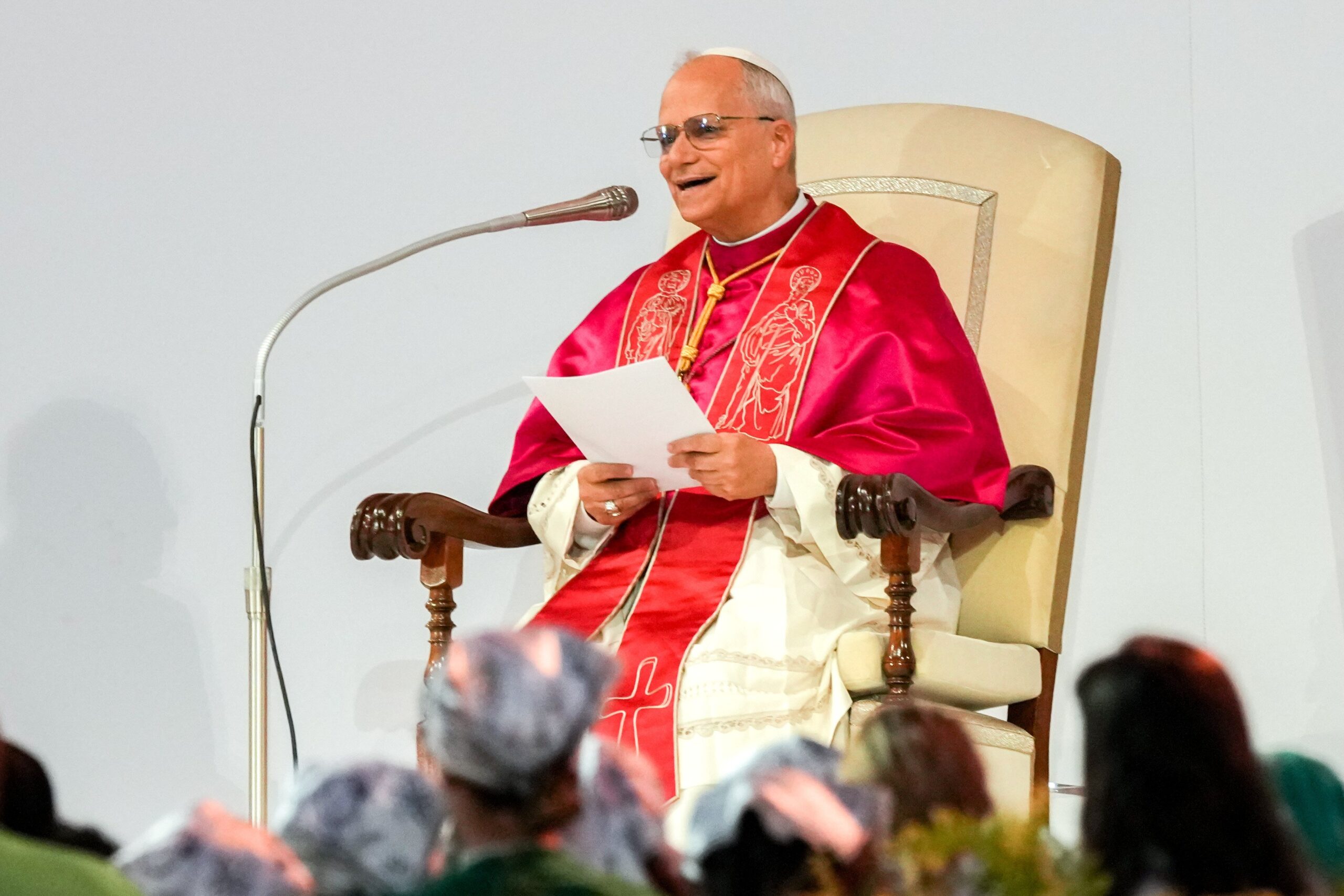Pope Leo XIV visits Spanish teen who was hospitalized during the Jubilee of Youth