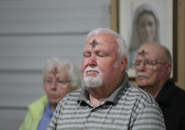 ASH WEDNESDAY KENTUCKY PARISHIONERS
